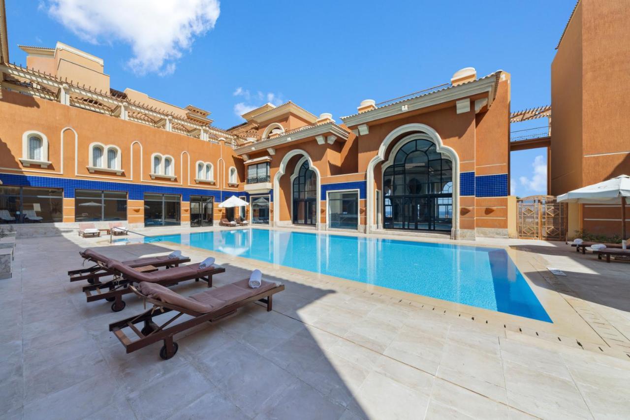 The Cascades Golf Resort, Spa & Thalasso Soma Bay Exterior photo The swimming pool at the hotel