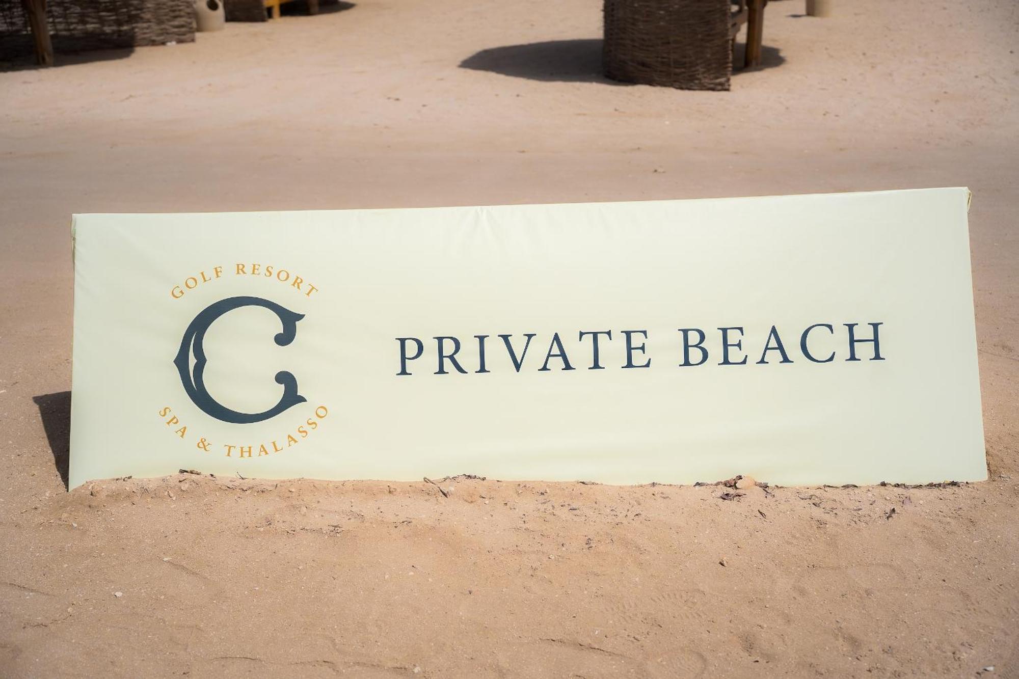 The Cascades Golf Resort, Spa & Thalasso Soma Bay Exterior photo Private beach at the Gold Coast
